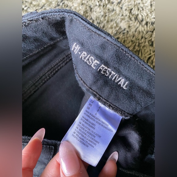 American Eagle Outfitters Woman High Wasited Black Denim Vintage Jean Shorts - Picture 4 of 5